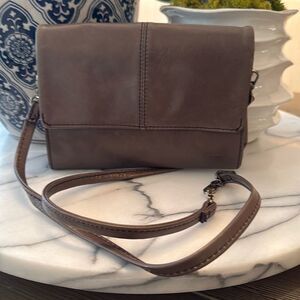 NWT Jetty Hobo International Convertible 100%
Leather Shoulder Bag hobo tag only